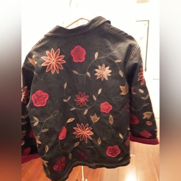 Chico Design Embroidered Floral Jacket - Picture 3 of 3